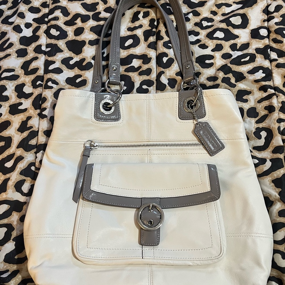 Coach Penelope Shoulder Bag